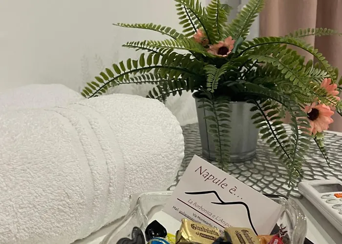 Hotel Napule E ... Neapel